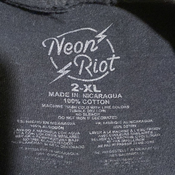 NEON RIOT double heart XXL T-shirt - Picture 3 of 4